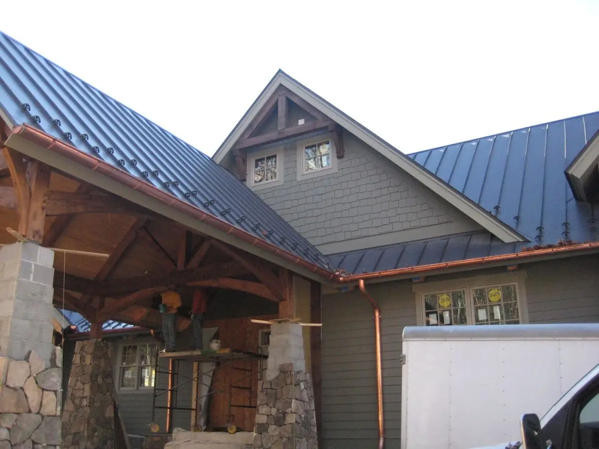 Craftsman Roofing team delivering quality roofing work in Shady Hollow